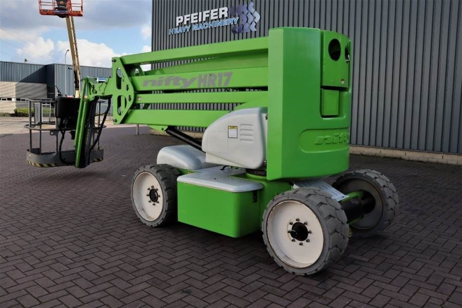 Niftylift HR17NDE HYBRIDE Hybrid Battery & Diesel, 17m Worki - זרוע מרפקי: תמונה 4 Niftylift HR17NDE HYBRIDE Hybrid Battery & Diesel, 17m Worki - זרוע מרפקי: תמונה 4