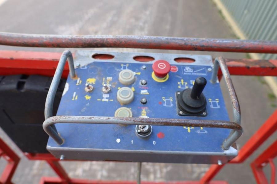 PB LIFT S151-12E Electric, 15m Working Height, 550kg - מעלית מספריים: תמונה 5 PB LIFT S151-12E Electric, 15m Working Height, 550kg - מעלית מספריים: תמונה 5