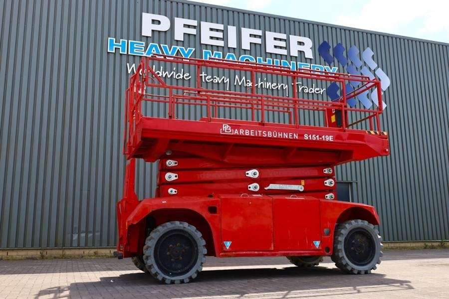 PB LIFT S151-19E 4x4 Electric, 4x4 Drive, 15m Working - מעלית מספריים: תמונה 1 PB LIFT S151-19E 4x4 Electric, 4x4 Drive, 15m Working - מעלית מספריים: תמונה 1
