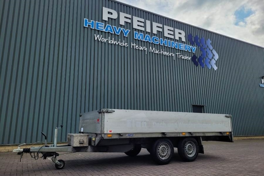 Saris PL1827 2 Axel Trailer - קרון נגרר למכונית: תמונה 1 Saris PL1827 2 Axel Trailer - קרון נגרר למכונית: תמונה 1