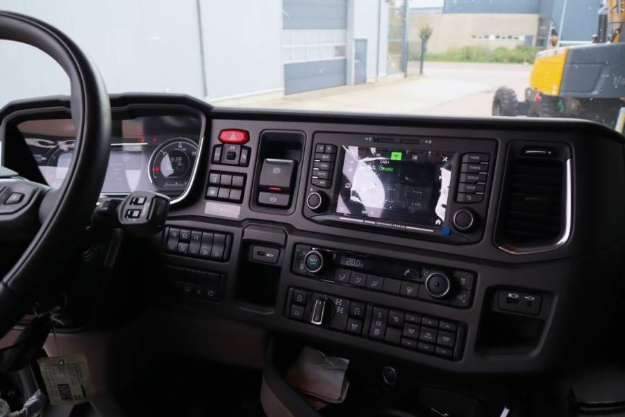 עגורן לכל שטח Scania R540 B10x4 With Cormach 150tm Crane Valid inspecti: תמונה 23