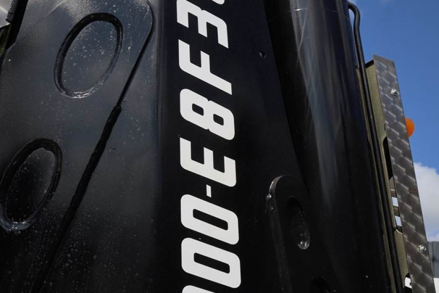 Volvo FH16 550 10x4 Valid inspection, *Guarantee! 10x4x6 - עגורן לכל שטח: תמונה 3 Volvo FH16 550 10x4 Valid inspection, *Guarantee! 10x4x6 - עגורן לכל שטח: תמונה 3