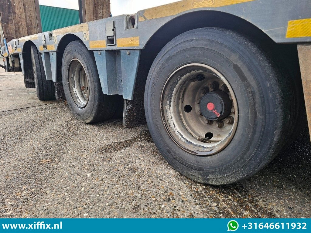 Nooteboom 3-ass. Semi dieplader met hydr. Kleppen / Naloop gestuurd - סמיטריילר עם מטען נמוך: תמונה 5 Nooteboom 3-ass. Semi dieplader met hydr. Kleppen / Naloop gestuurd - סמיטריילר עם מטען נמוך: תמונה 5