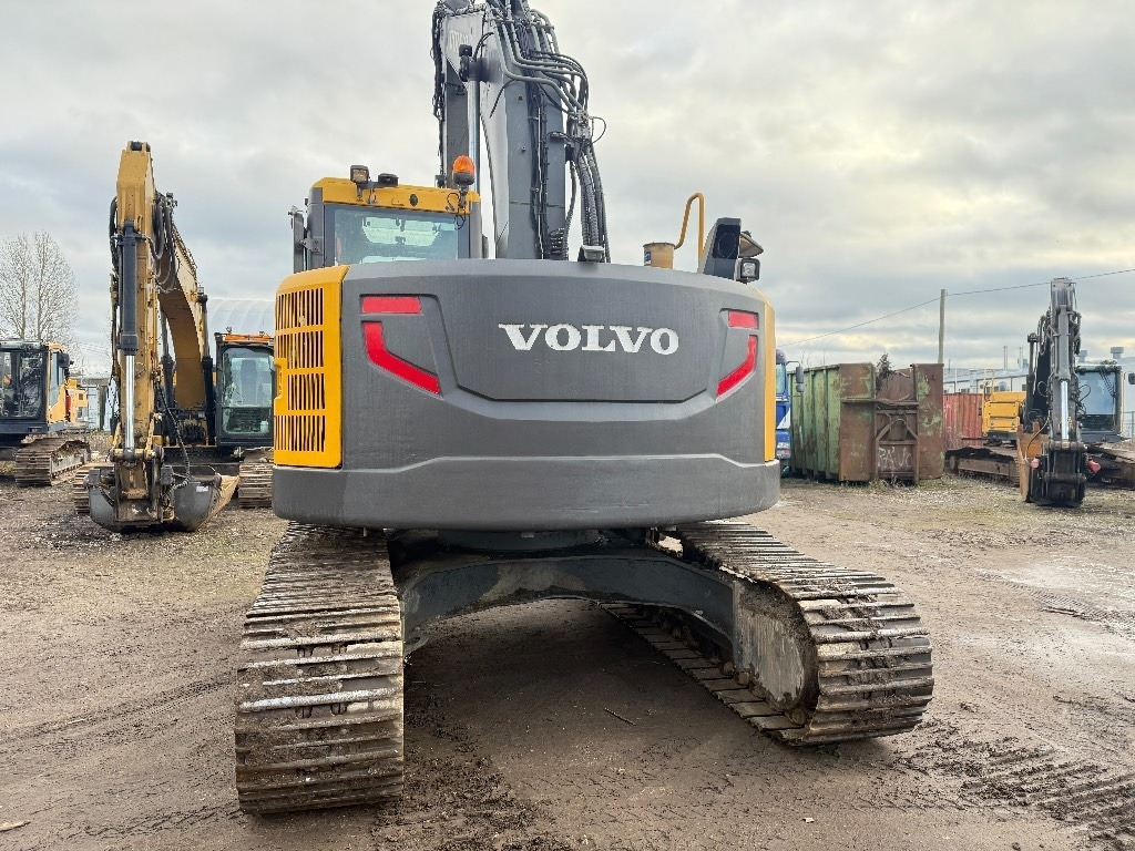 Volvo ECR 235 - מחפר סורק: תמונה 5 Volvo ECR 235 - מחפר סורק: תמונה 5