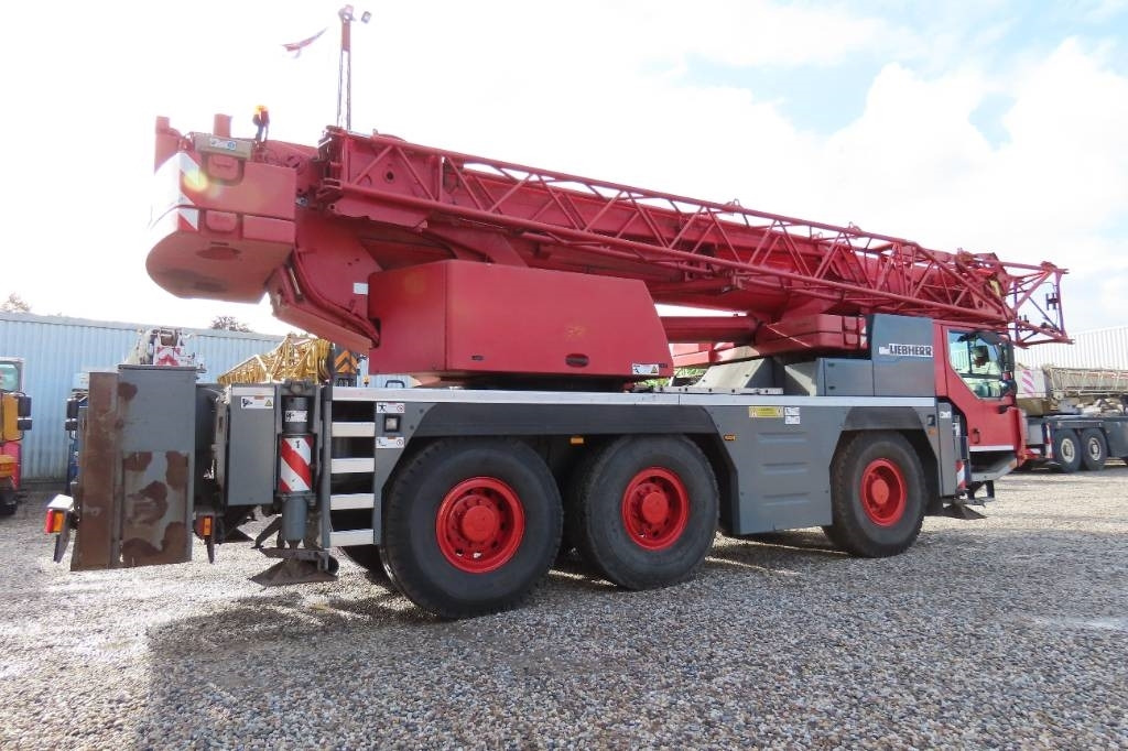 Liebherr LTM 1055-3.2  - עגורן לכל שטח: תמונה 3 Liebherr LTM 1055-3.2  - עגורן לכל שטח: תמונה 3
