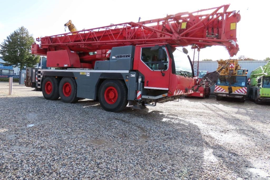 Liebherr LTM 1055-3.2  - עגורן לכל שטח: תמונה 2 Liebherr LTM 1055-3.2  - עגורן לכל שטח: תמונה 2