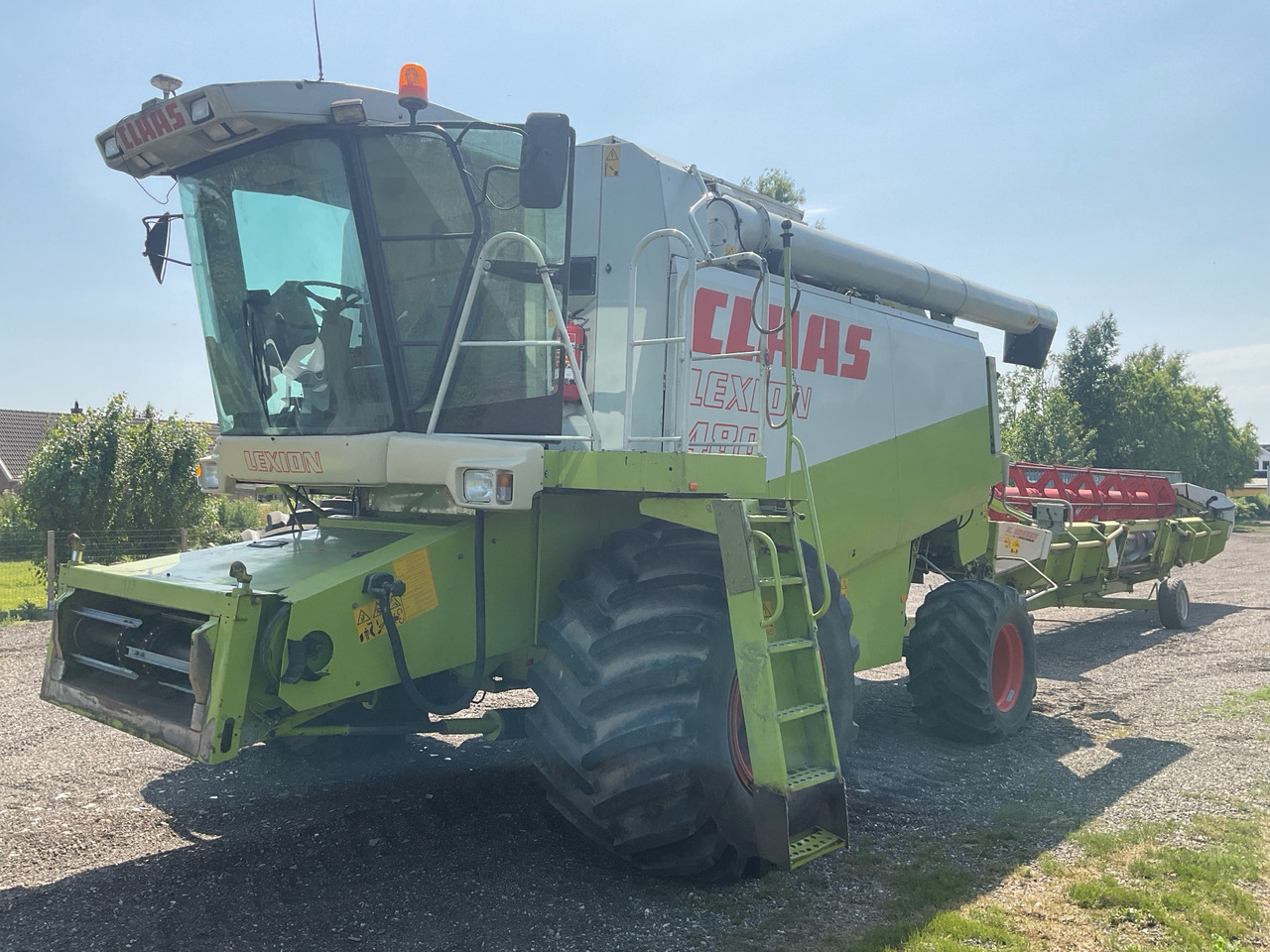 Claas Lexion 480 - מקצרת קומבינה: תמונה 1 Claas Lexion 480 - מקצרת קומבינה: תמונה 1