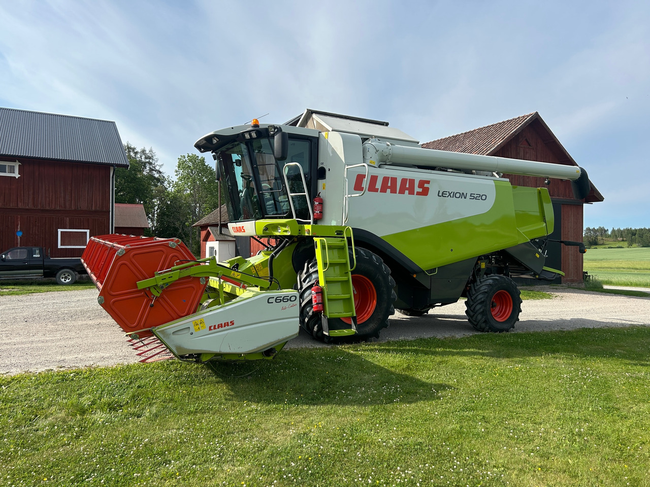 Claas Lexion 520 - מקצרת קומבינה: תמונה 1 Claas Lexion 520 - מקצרת קומבינה: תמונה 1