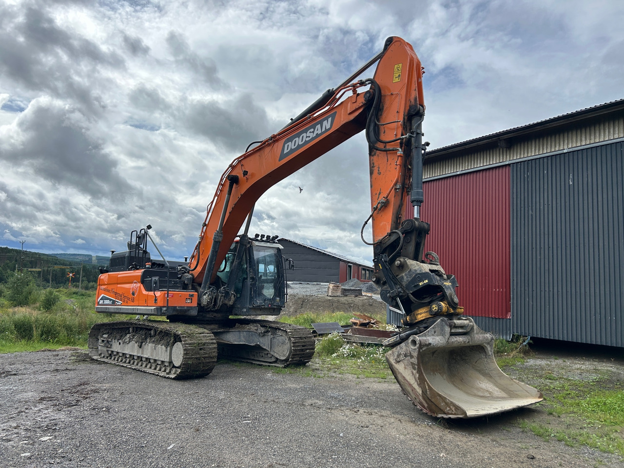 Doosan DX300LC-7 - מחפר: תמונה 1 Doosan DX300LC-7 - מחפר: תמונה 1