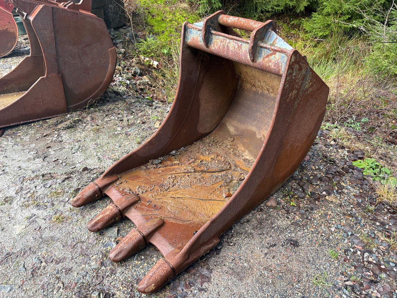 Engcon - דלי: תמונה 1 Engcon - דלי: תמונה 1