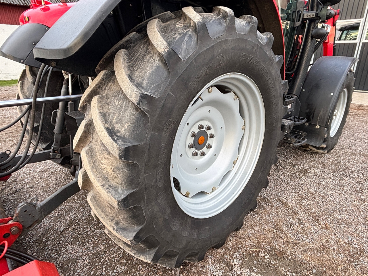 Firestone Performer 70 - צמיג עבור מכונה חקלאית: תמונה 1 Firestone Performer 70 - צמיג עבור מכונה חקלאית: תמונה 1