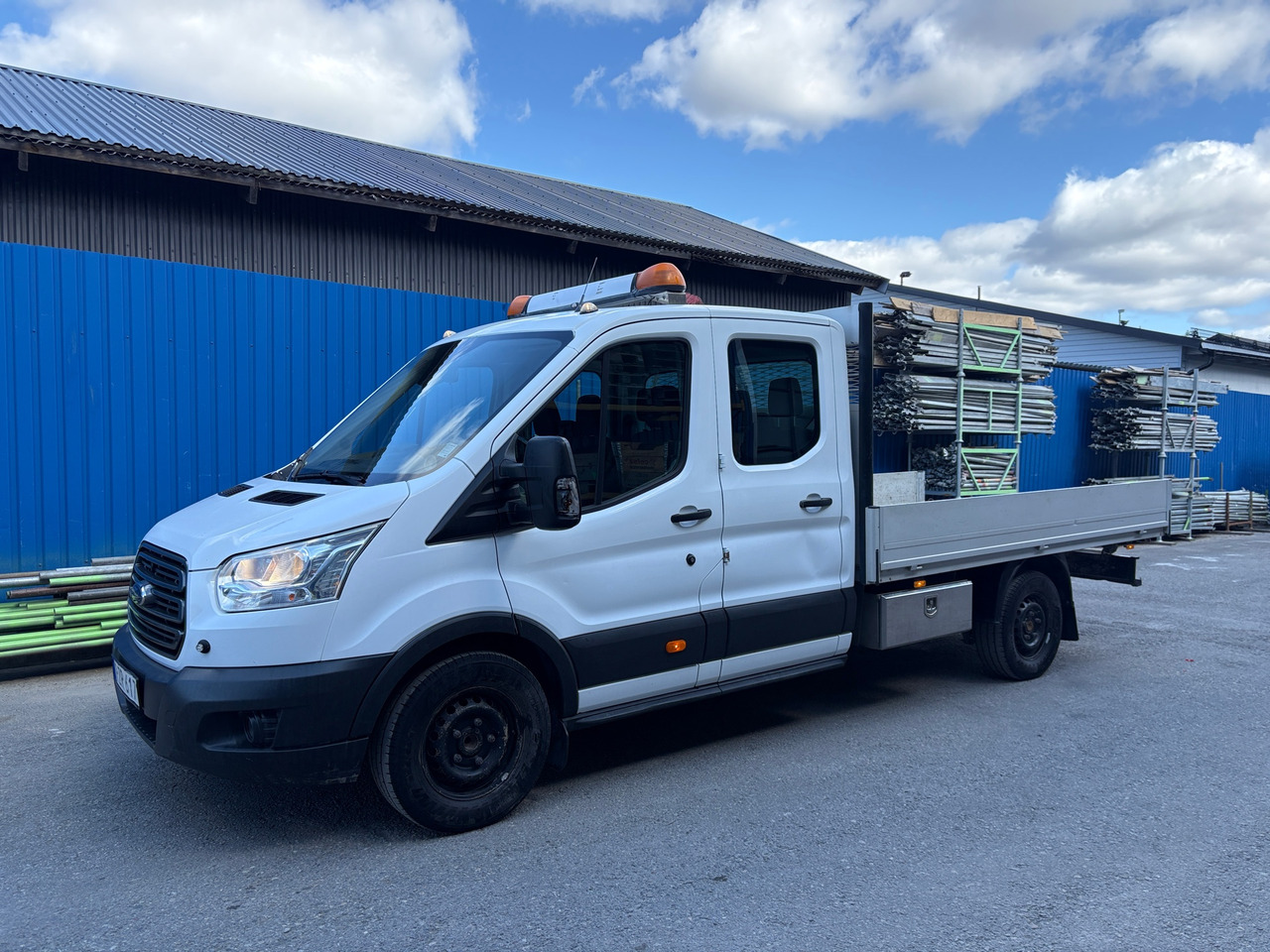 Ford Transit 350 - משאית מנוף: תמונה 1 Ford Transit 350 - משאית מנוף: תמונה 1