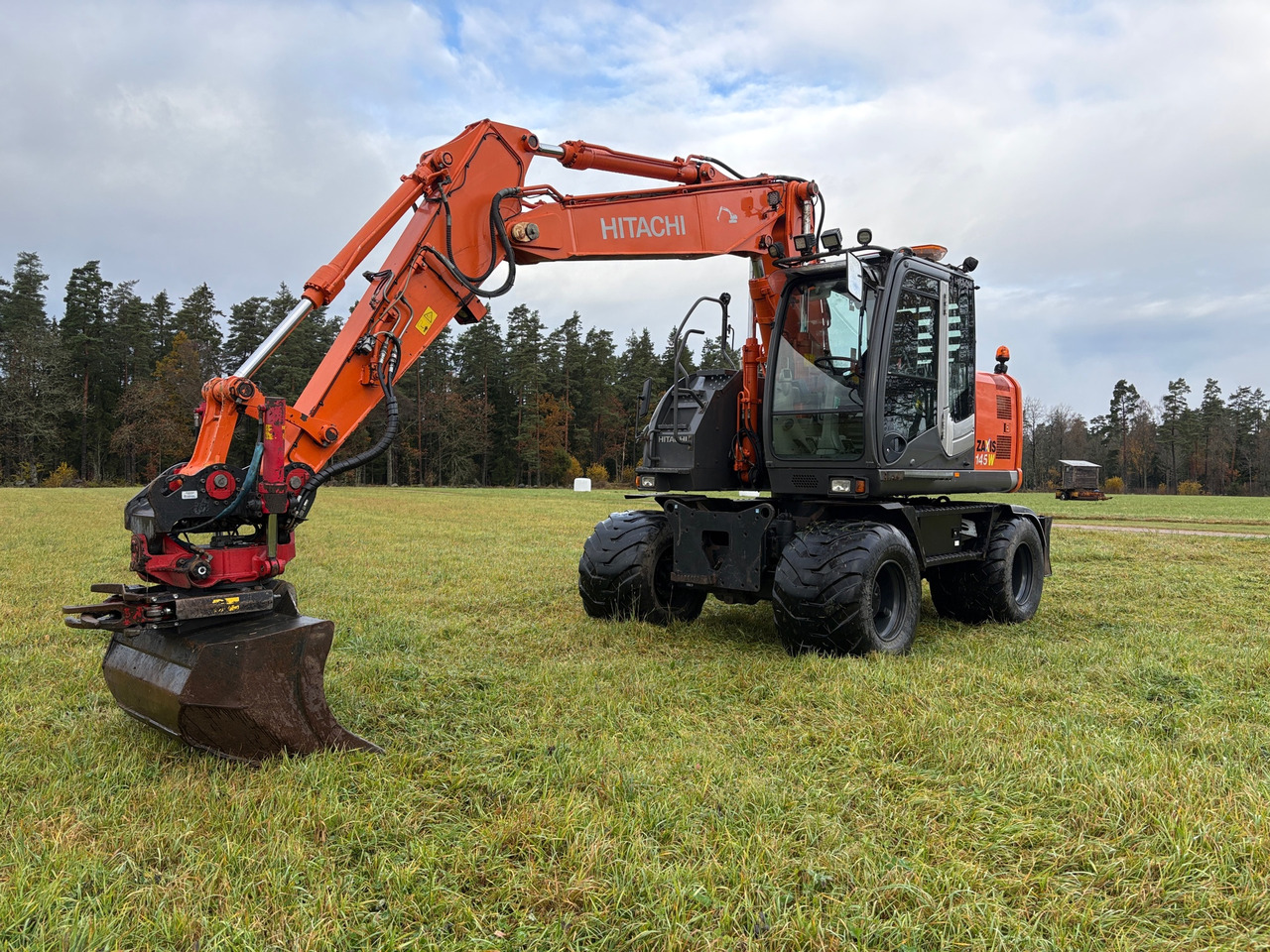 Hitachi ZX145W-3 - מחפר: תמונה 1 Hitachi ZX145W-3 - מחפר: תמונה 1