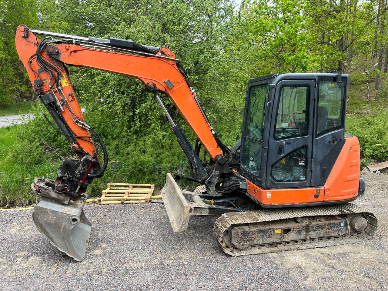 Hitachi Zaxis 65USB - מחפר: תמונה 1 Hitachi Zaxis 65USB - מחפר: תמונה 1