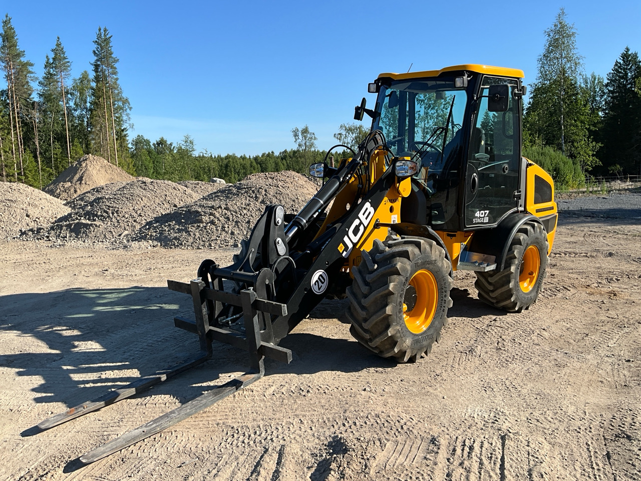 JCB 407 SV - מעמיס גלגלים: תמונה 1 JCB 407 SV - מעמיס גלגלים: תמונה 1