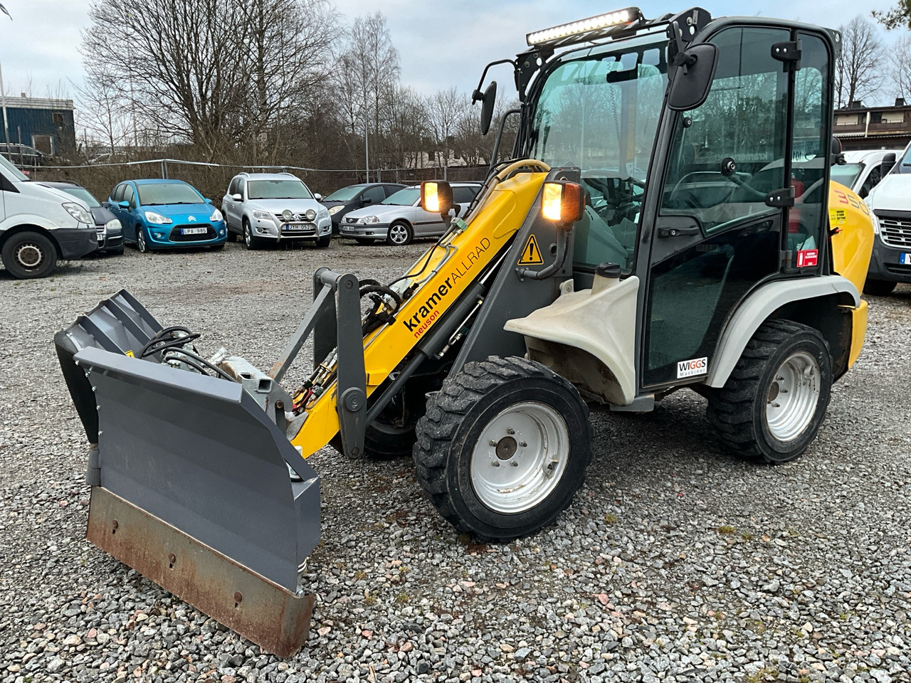 Kramer 350 - מעמיס גלגלים: תמונה 1 Kramer 350 - מעמיס גלגלים: תמונה 1