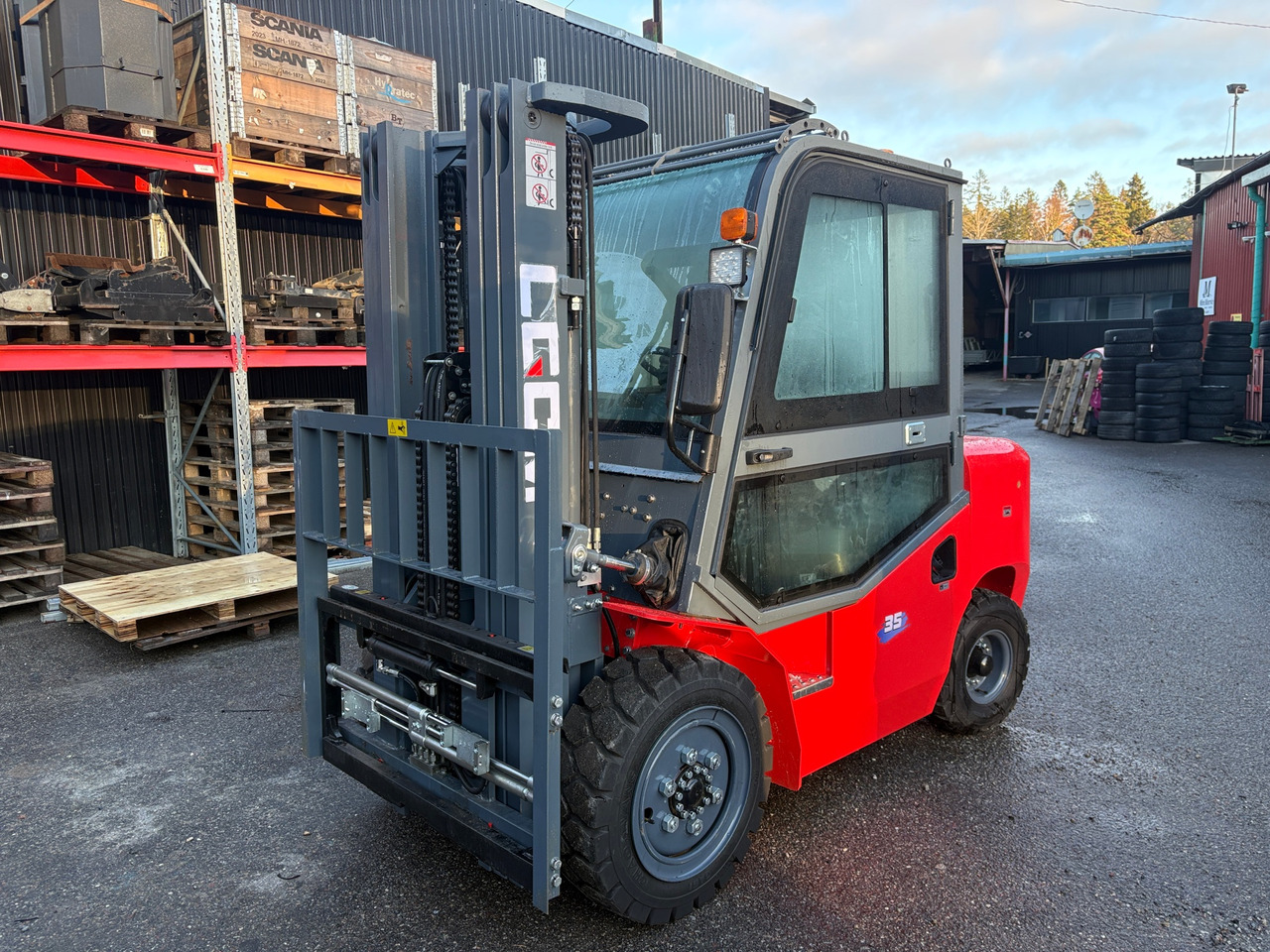 LGCM CPCD35 - ציוד לטיפול בחומרים: תמונה 1 LGCM CPCD35 - ציוד לטיפול בחומרים: תמונה 1