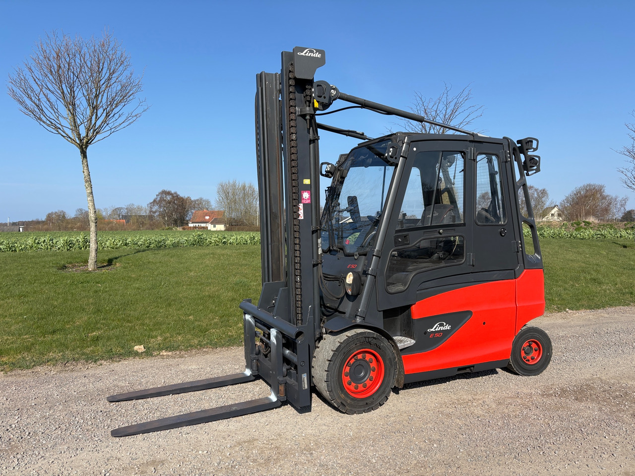 Linde E50HL - ציוד לטיפול בחומרים: תמונה 1 Linde E50HL - ציוד לטיפול בחומרים: תמונה 1