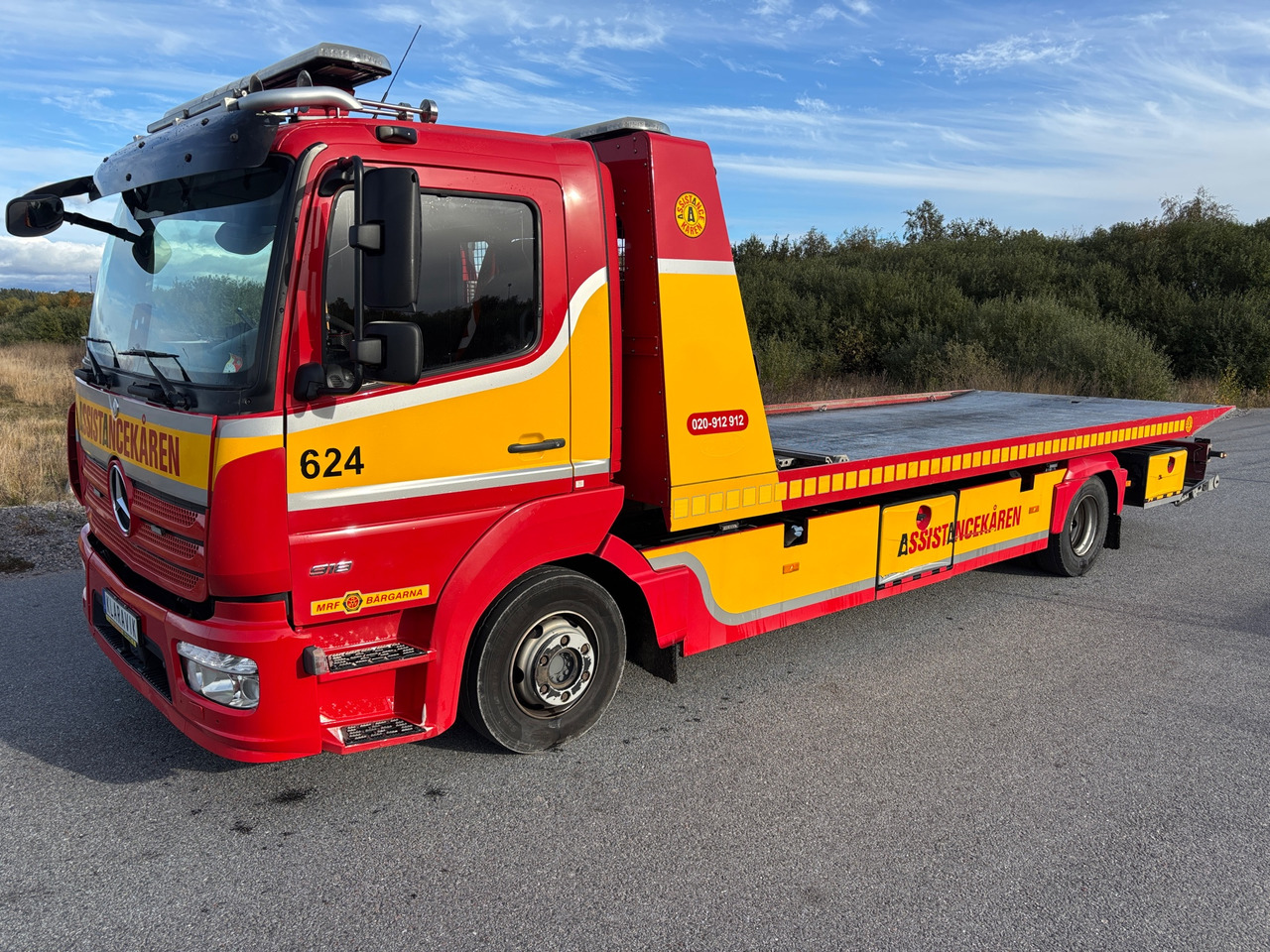 Mercedes-Benz Atego 918 - משאית גרירה: תמונה 1 Mercedes-Benz Atego 918 - משאית גרירה: תמונה 1