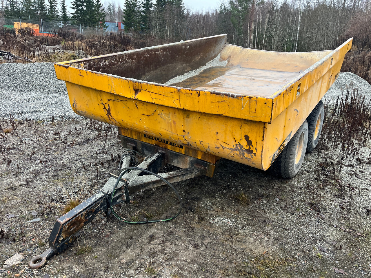 NMS DVG80 - קרון נגרר עם מזהיר: תמונה 1 NMS DVG80 - קרון נגרר עם מזהיר: תמונה 1