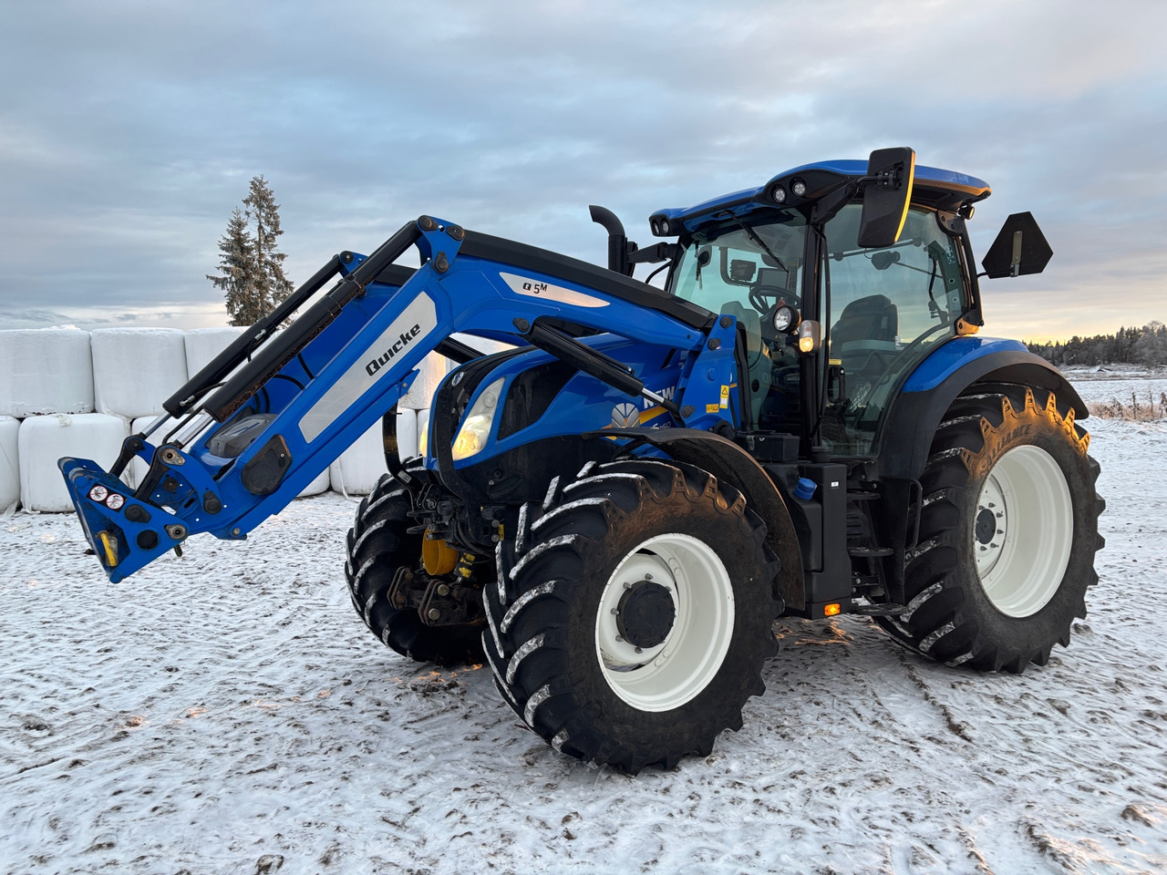 New Holland T6.160 - טרקטור חקלאי: תמונה 1 New Holland T6.160 - טרקטור חקלאי: תמונה 1