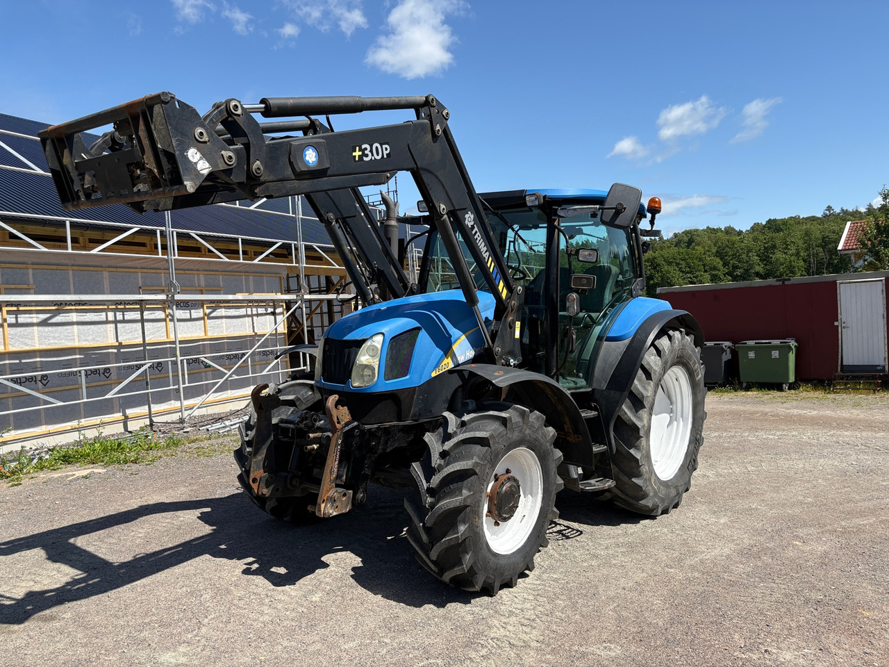 New Holland T6020 - טרקטור חקלאי: תמונה 1 New Holland T6020 - טרקטור חקלאי: תמונה 1
