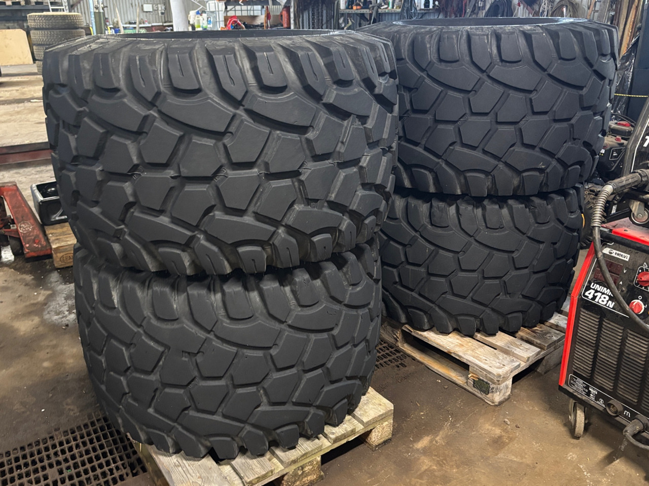 Nokian Ground kare 650/45-22.5 - צמיג עבור מכונת בנייה: תמונה 1 Nokian Ground kare 650/45-22.5 - צמיג עבור מכונת בנייה: תמונה 1