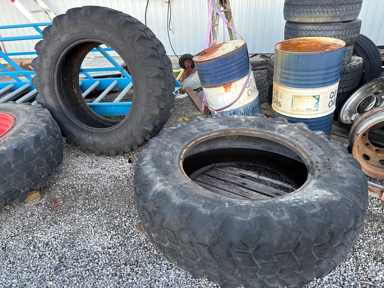 Nokian Tractor Industrial - צמיג עבור מכונת בנייה: תמונה 1 Nokian Tractor Industrial - צמיג עבור מכונת בנייה: תמונה 1