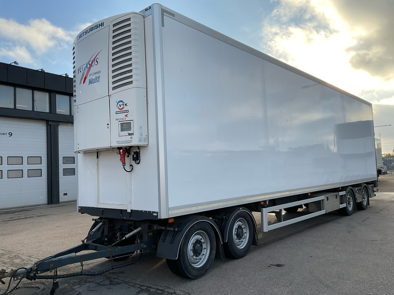 Norfrig 4-axl - קרון נגרר: תמונה 1 Norfrig 4-axl - קרון נגרר: תמונה 1