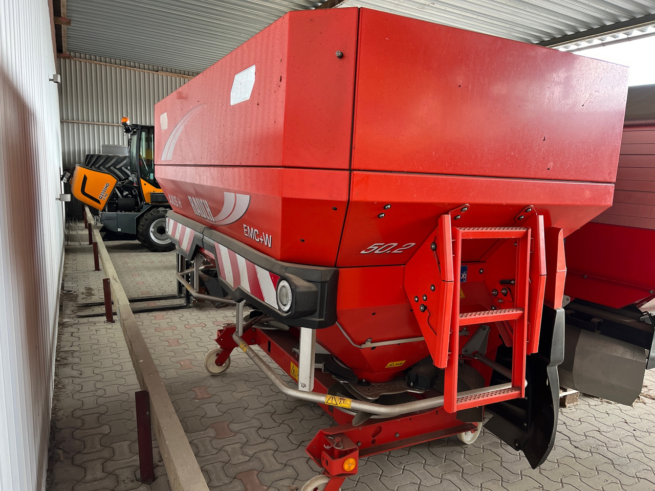 Rauch EMC + W 50.2 - מפזרת דשן: תמונה 1 Rauch EMC + W 50.2 - מפזרת דשן: תמונה 1