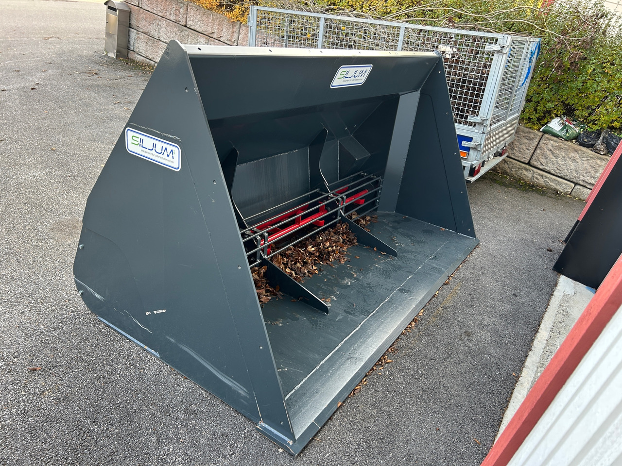 Siljum SSK 3.1 - מפזר חול/ מלח: תמונה 1 Siljum SSK 3.1 - מפזר חול/ מלח: תמונה 1