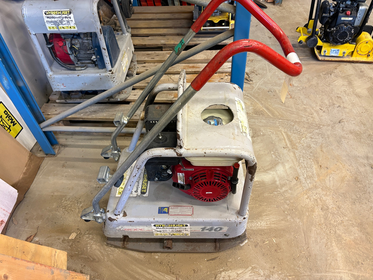 Swepac F 140 - לוח רטט: תמונה 1 Swepac F 140 - לוח רטט: תמונה 1