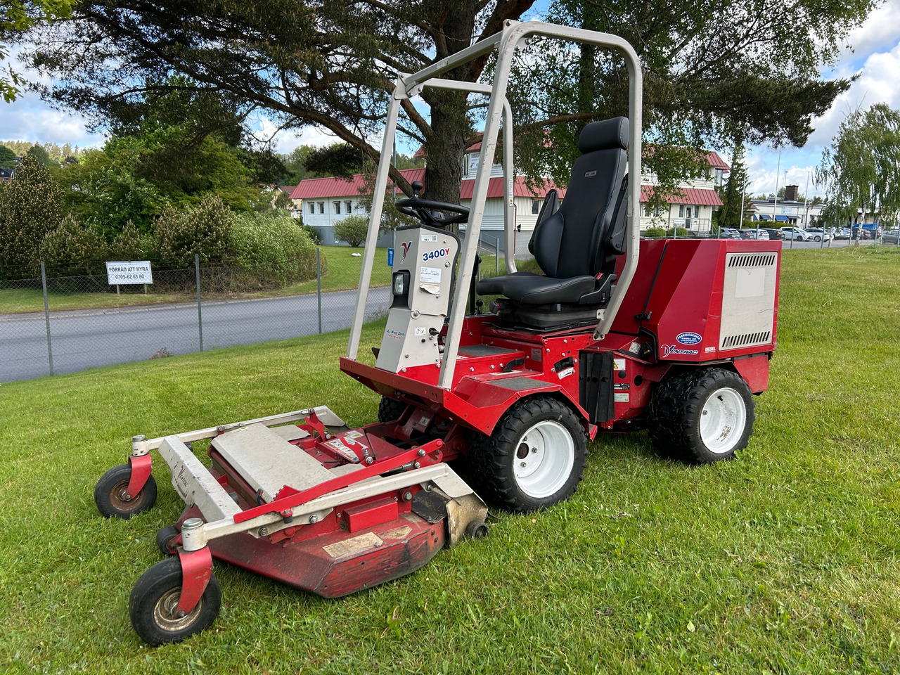 Ventrac 3400Y - כלי רכב עירוני/ מיוחד: תמונה 1 Ventrac 3400Y - כלי רכב עירוני/ מיוחד: תמונה 1