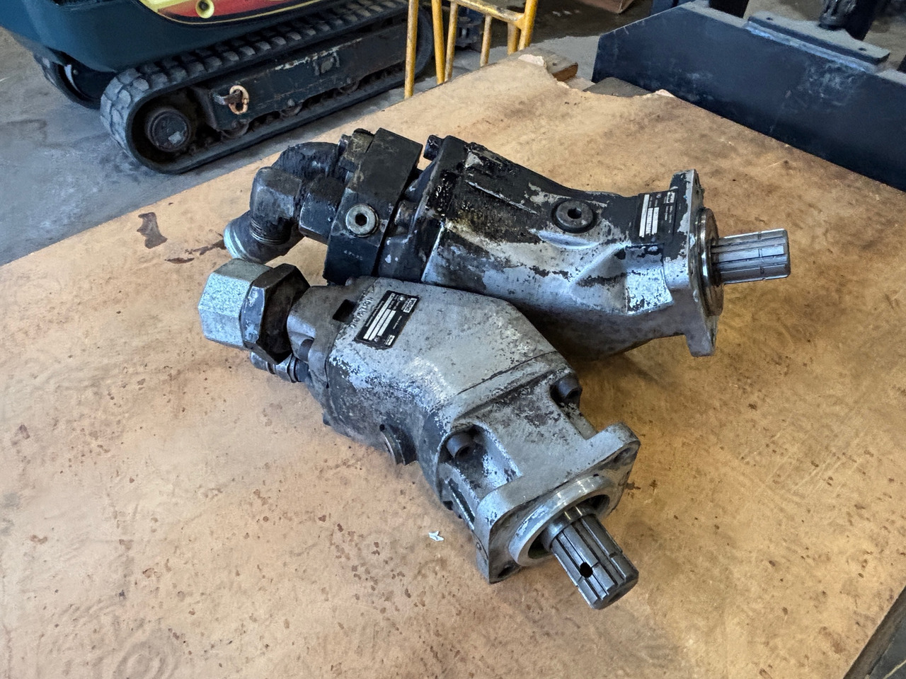 Voac & Parker - משאבה הידרולית עבור מכונת בנייה: תמונה 1 Voac & Parker - משאבה הידרולית עבור מכונת בנייה: תמונה 1