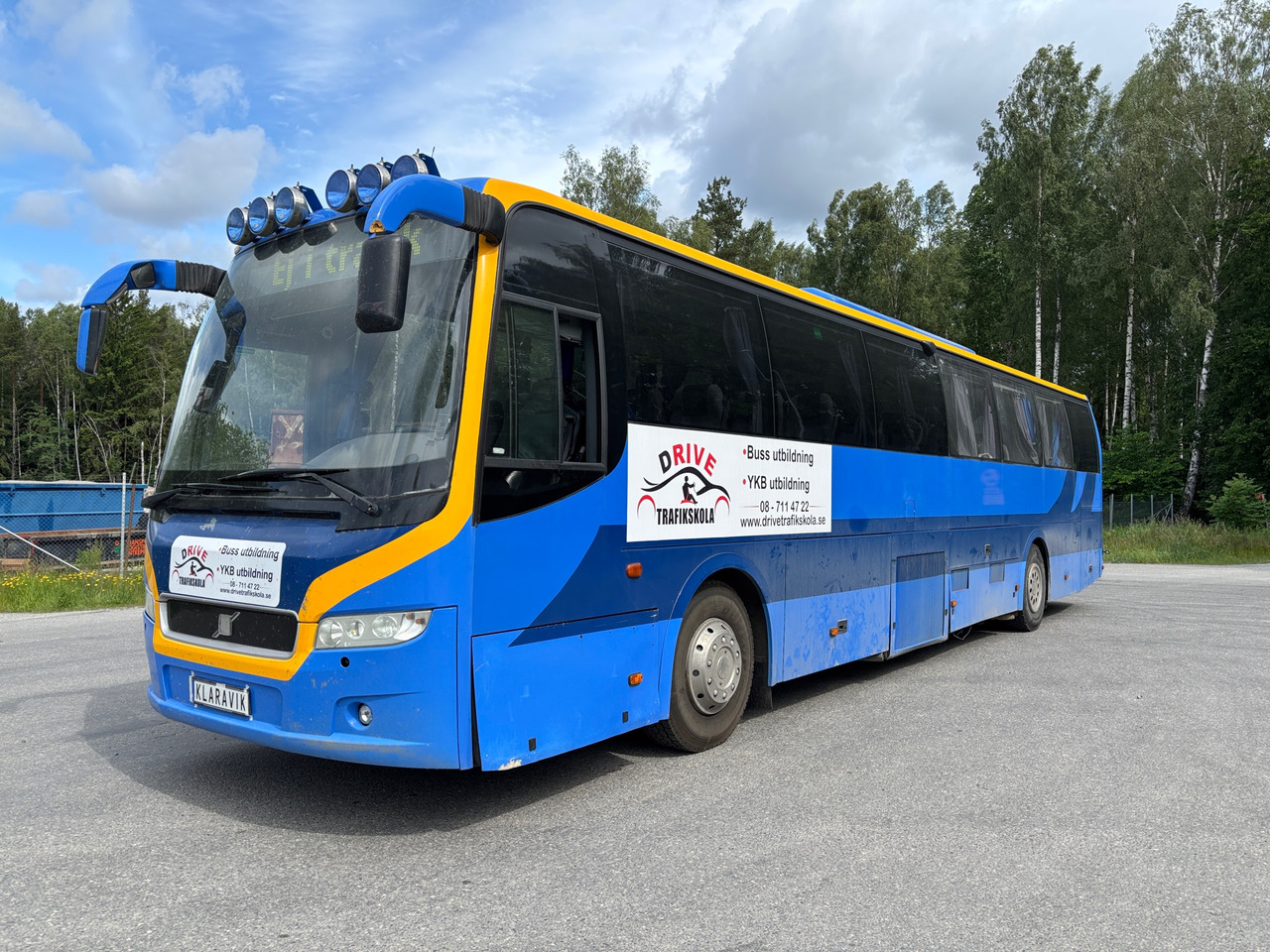 Volvo B12M 4X2 9700S - מיניבוס, כלי רכב מסחרי לנוסעים: תמונה 1 Volvo B12M 4X2 9700S - מיניבוס, כלי רכב מסחרי לנוסעים: תמונה 1