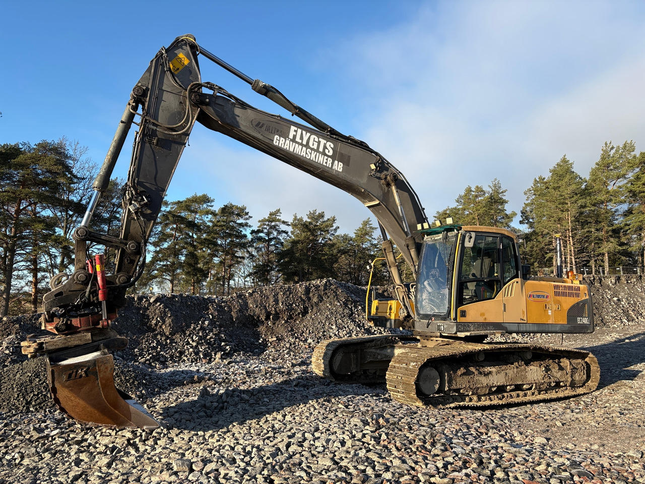 Volvo EC240CL - מחפר: תמונה 1 Volvo EC240CL - מחפר: תמונה 1