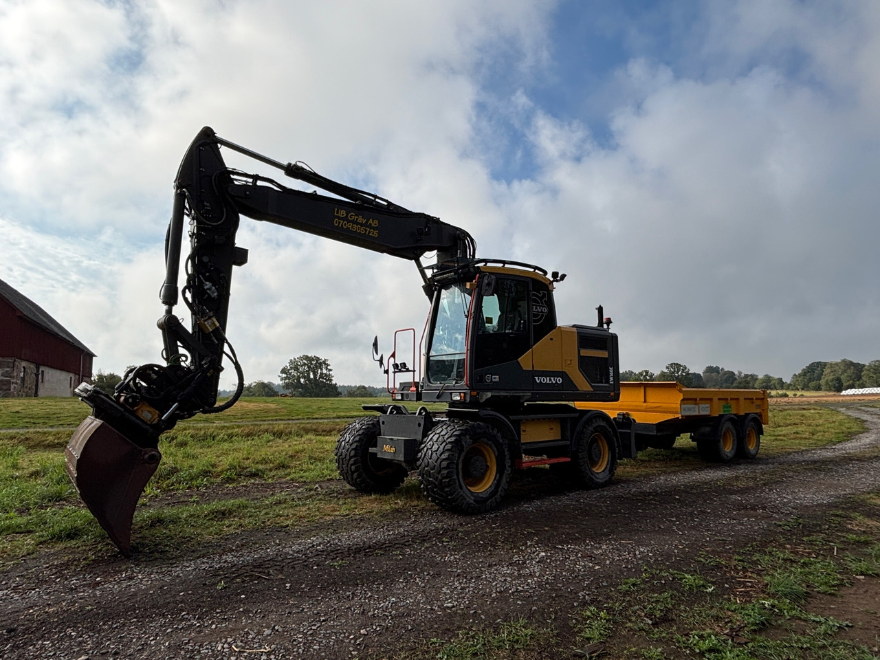 Volvo EW160E - מחפר: תמונה 1 Volvo EW160E - מחפר: תמונה 1