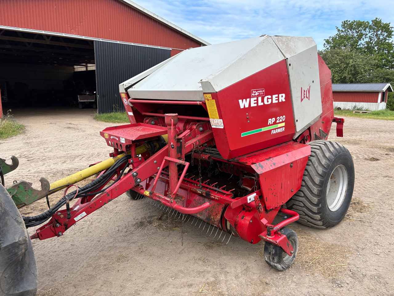 Welger RP 220 - מכונת צרור עגולה: תמונה 1 Welger RP 220 - מכונת צרור עגולה: תמונה 1