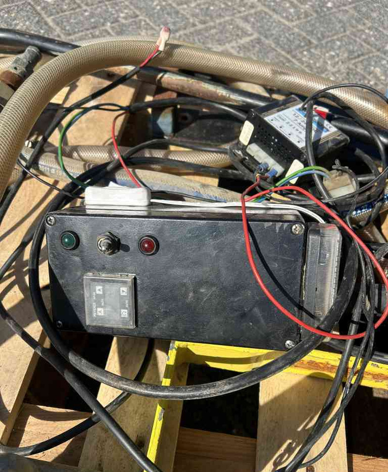 Michelin 1050/50x32 en 750/50x26 luchtdrukwissel set - גלגלים וצמיגים עבור מכונה חקלאית: תמונה 5 Michelin 1050/50x32 en 750/50x26 luchtdrukwissel set - גלגלים וצמיגים עבור מכונה חקלאית: תמונה 5