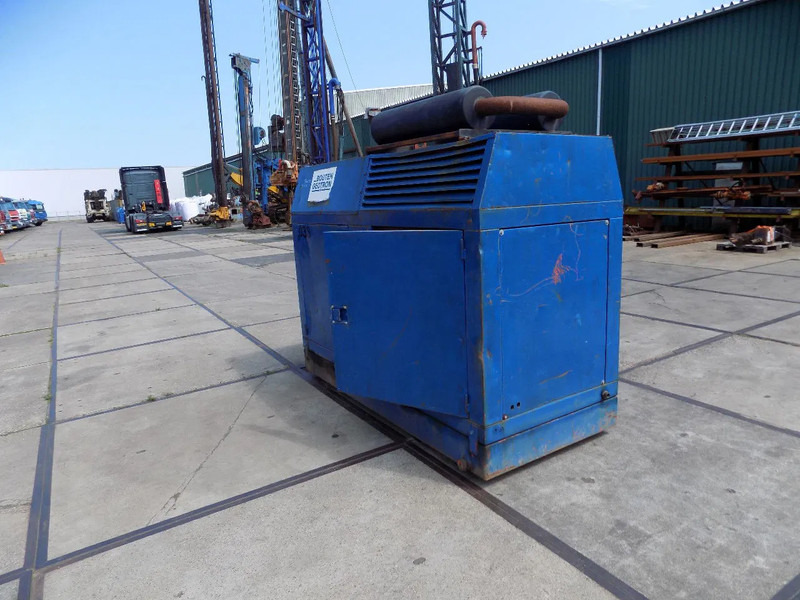 Bredenoord Bredenoord aggregaat BRD 70 KVA Deutz F5L413 - ערכת גנרטורים: תמונה 4 Bredenoord Bredenoord aggregaat BRD 70 KVA Deutz F5L413 - ערכת גנרטורים: תמונה 4