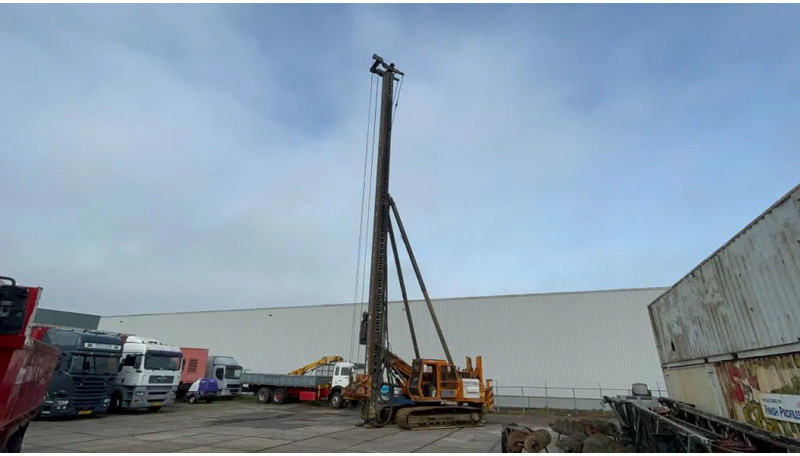 Hitachi EX200 LC Driller - אסדת קידוח: תמונה 1 Hitachi EX200 LC Driller - אסדת קידוח: תמונה 1