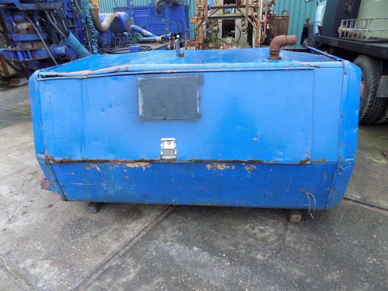 Ingersoll Rand Ingersoll rand P175W compressor met deutz P175W compressor met deutz - מדחס אוויר: תמונה 5 Ingersoll Rand Ingersoll rand P175W compressor met deutz P175W compressor met deutz - מדחס אוויר: תמונה 5