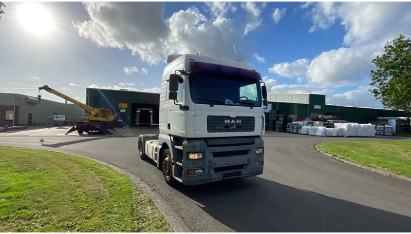MAN TGA 18.440 4X2 BLS - יחידת טרקטור: תמונה 4 MAN TGA 18.440 4X2 BLS - יחידת טרקטור: תמונה 4