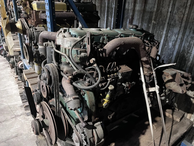 Volvo D60A met transmissie - מנוע עבור משאית: תמונה 2 Volvo D60A met transmissie - מנוע עבור משאית: תמונה 2