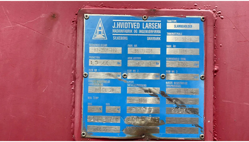 הַחכָּרָה Volvo FL 7 FL7 Vacuum toilet tanker 8000 liter Volvo FL 7 FL7 Vacuum toilet tanker 8000 liter: תמונה 13 הַחכָּרָה Volvo FL 7 FL7 Vacuum toilet tanker 8000 liter Volvo FL 7 FL7 Vacuum toilet tanker 8000 liter: תמונה 13