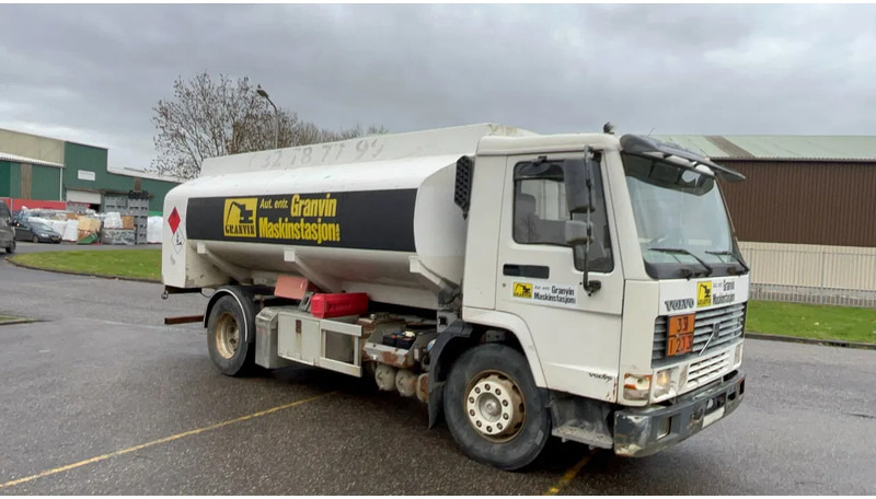 Volvo FL 7 Volvo FL7 285 Fuel tanker 4x2 - משאית מכל: תמונה 3 Volvo FL 7 Volvo FL7 285 Fuel tanker 4x2 - משאית מכל: תמונה 3