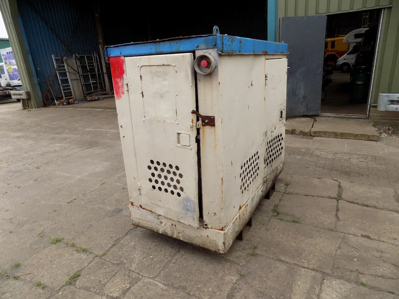 Lister generator aggregaat lister - ערכת גנרטורים: תמונה 4 Lister generator aggregaat lister - ערכת גנרטורים: תמונה 4