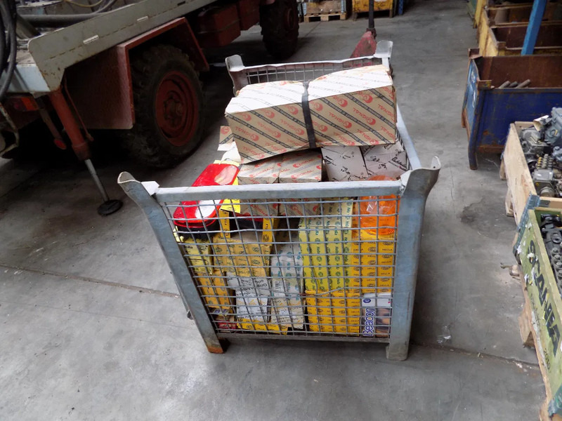 Verlichting voor truck en trailer HELLA VERLICHTING truck en trailer - פנס אחורי: תמונה 4 Verlichting voor truck en trailer HELLA VERLICHTING truck en trailer - פנס אחורי: תמונה 4