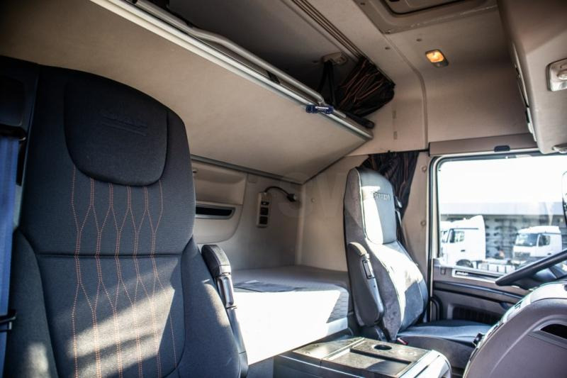 יחידת טרקטור DAF XF 450-6X2: תמונה 8