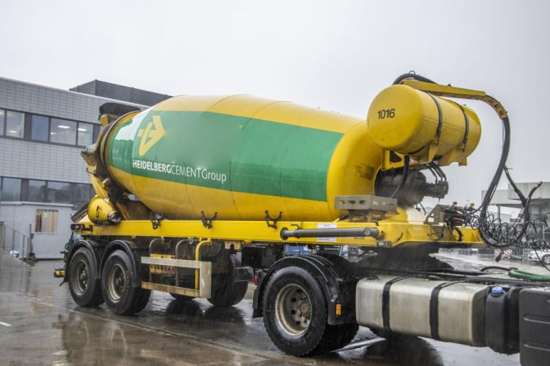 DE BUF BETON MIXER/MALAXEUR/MISCHER-12M3 - מערבל בטון סמיטרליילר: תמונה 2 DE BUF BETON MIXER/MALAXEUR/MISCHER-12M3 - מערבל בטון סמיטרליילר: תמונה 2